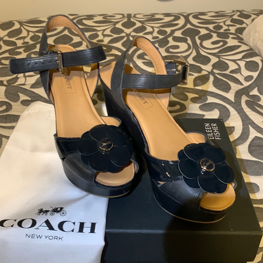 7.5 coach platform sandals